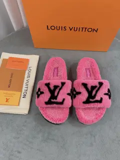 Louis Vuitton new wool slippers