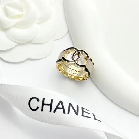 Chanel ring