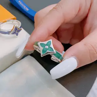 Louis Vuitton ring