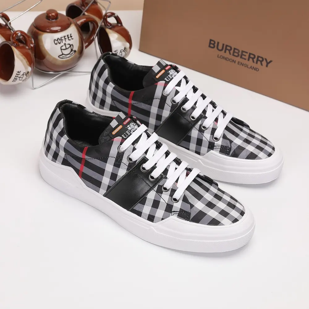 BURBERRY Original cowhide imported from Italy with original mesh fabric splicing design