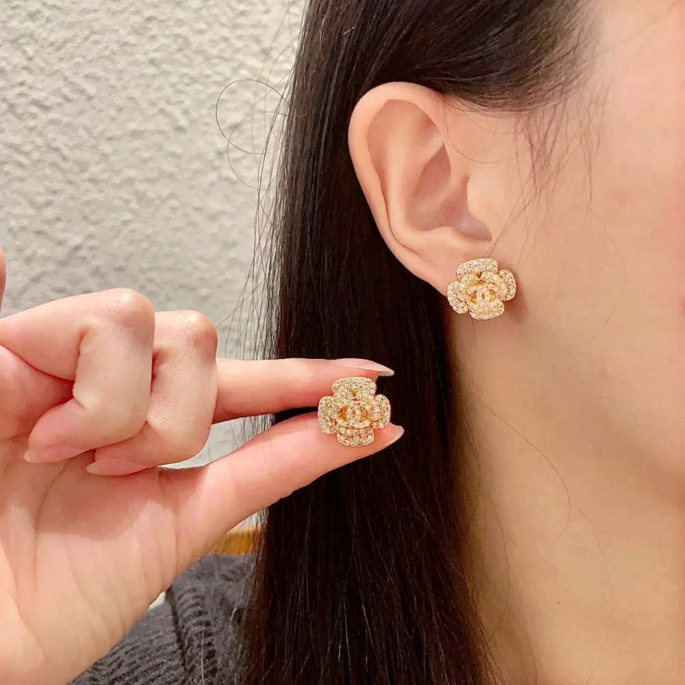 Chanel second-hand earrings