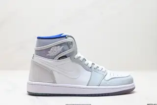 Nike AIR JORDAN 1 Sneakers CK6637-104