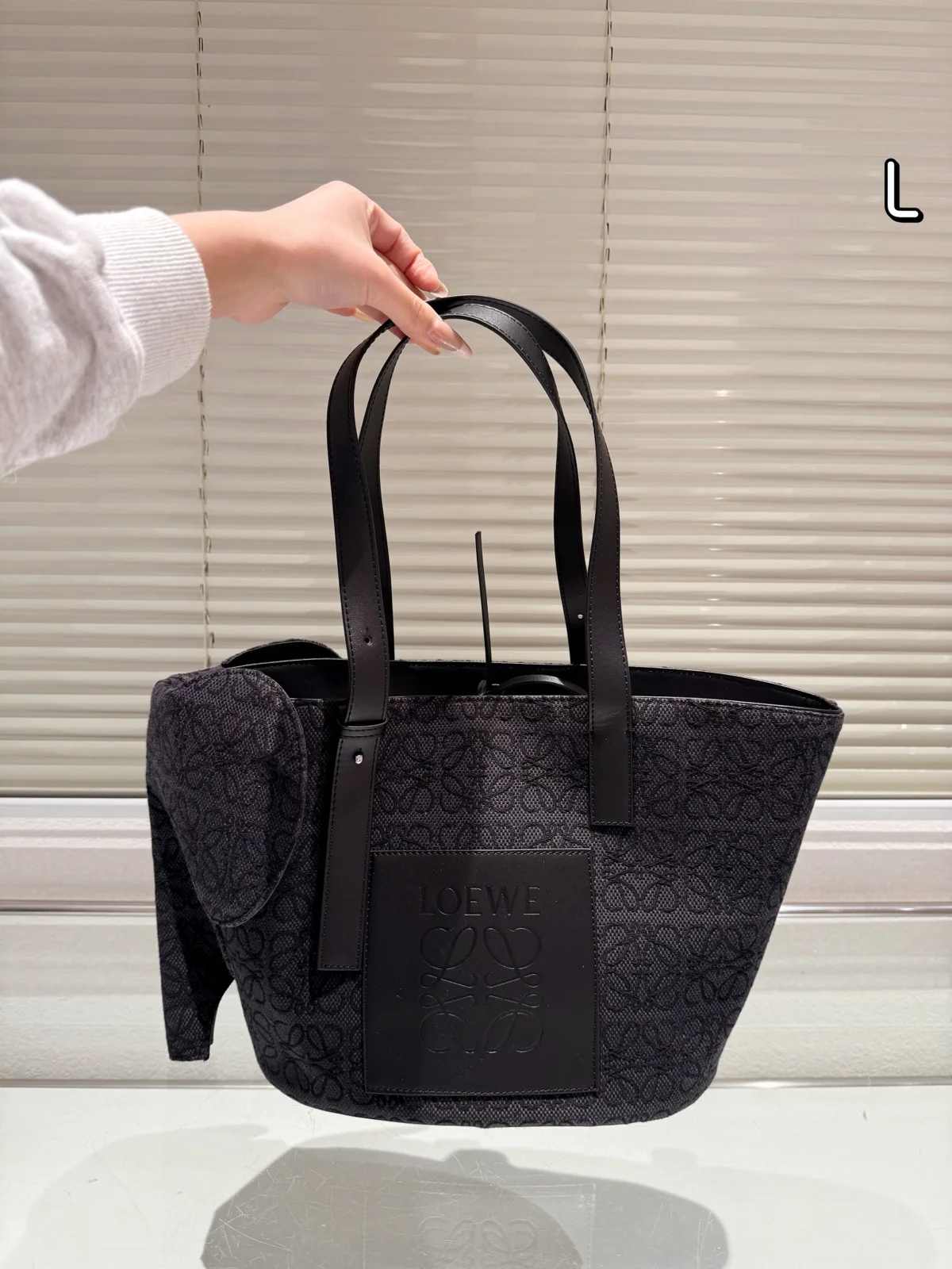 Loewe Tote