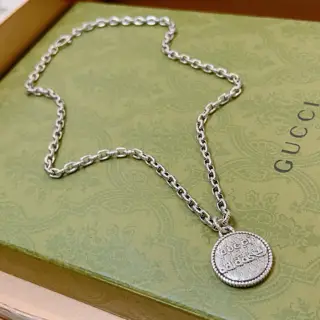 The latest Gucci necklace