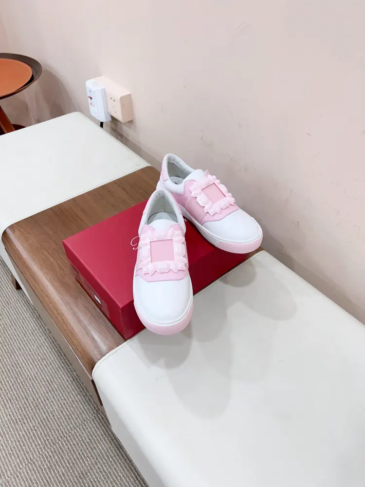 Roger Vivier RV square buckle white shoes