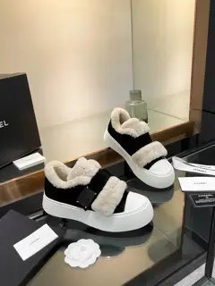 UGG women’s shoes sports original UGG sheep autumn and winter warm recommendation high