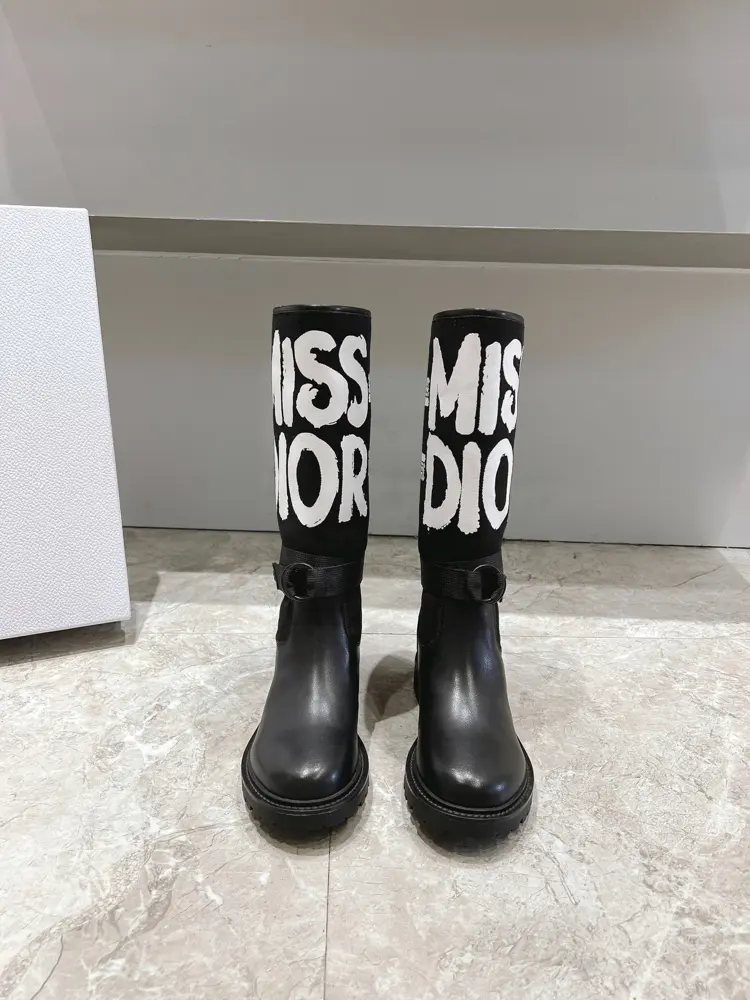 Dior The D-Major boot features a distinctive design element for a striking look. Made from