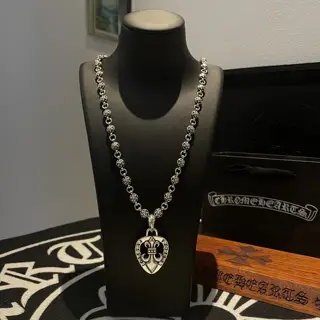 Chrome Hearts six-pointed star necklace