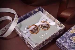 New product Original product New DIOR letter earrings Same brass material as in the store