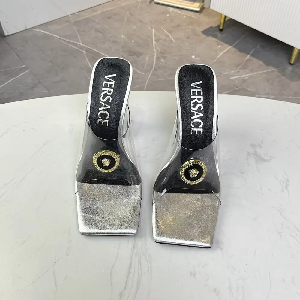 Versace new square-toed thick-heeled sandals