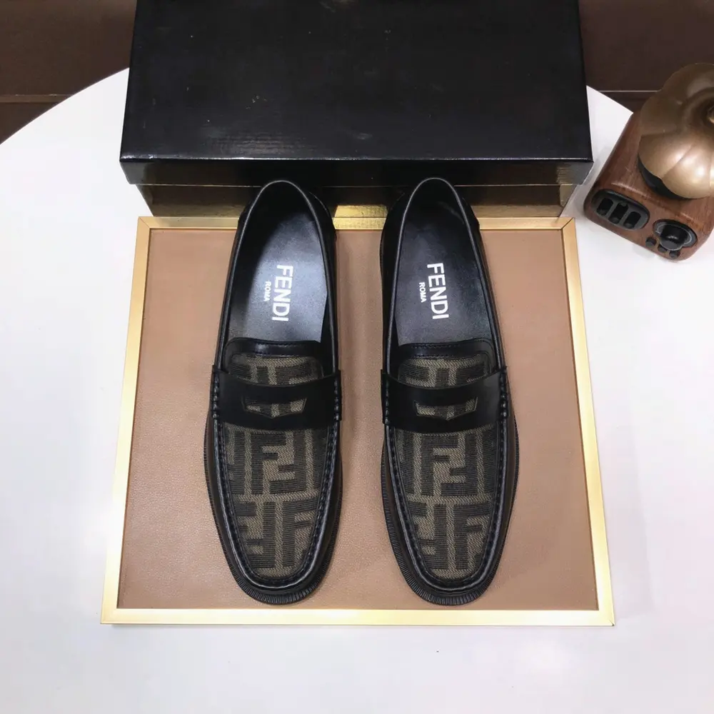 FENDI’s latest high-end men’s shoes in Hong Kong