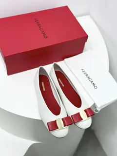 Salvatore Ferragamo New Retro Flat Witch Shoes Grandma Shoes