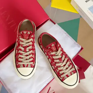 Valentino logo monogram thick sole canvas shoes couple style casual sneakers skateboard