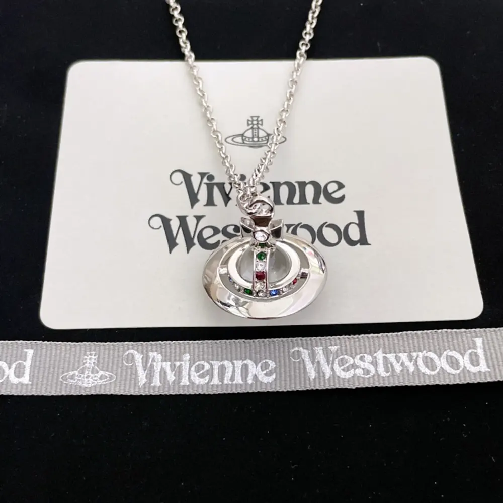 Vivienne Westwood Medium 3D Saturn necklace