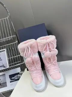 Dior autumn and winter new down boots ski boots This ski boot is very popular this year