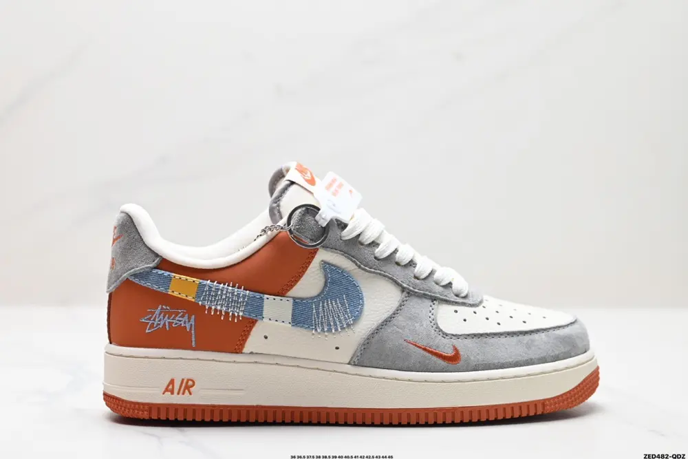 NIKE AIR FORCE 1’07 Sneakers KK1988-025