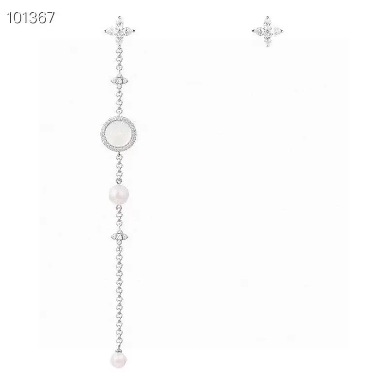 Apm monaco long mother-of-pearl earrings