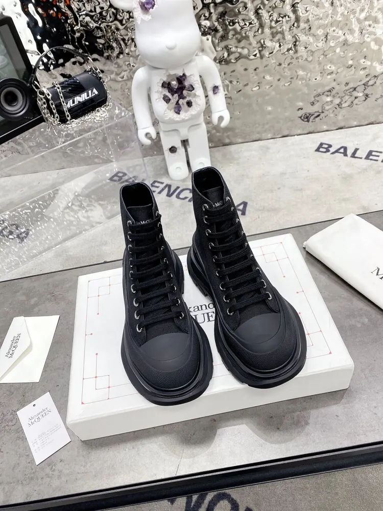 Top version Alexander McQueen Heels
