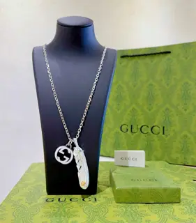 Gucci Takahashi Feather Necklace GucciGucci Necklace The latest chain is of a higher grade