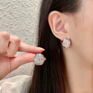 Second-hand Chanel earrings