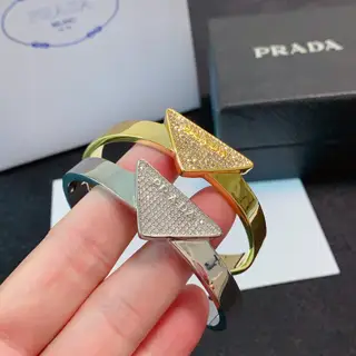 New model Prada black and white triangle full diamond bracelet Super heavy bling