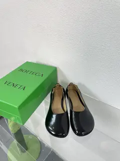 BOTTEGA VENETA’s latest spring