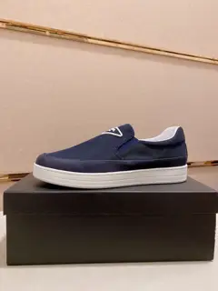 Prada casual fashion men’s shoes