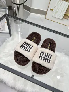 Miu Miu Miu 2024 autumn and winter new embroidered wool slippers. Original 1:1 mold opening