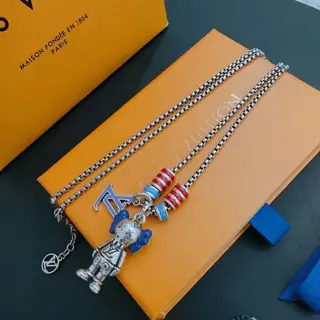 Louis Vuitton Necklace
