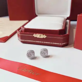 Cartier four-claw earrings Original logo print Classic luxury High-end custom 925 sterling