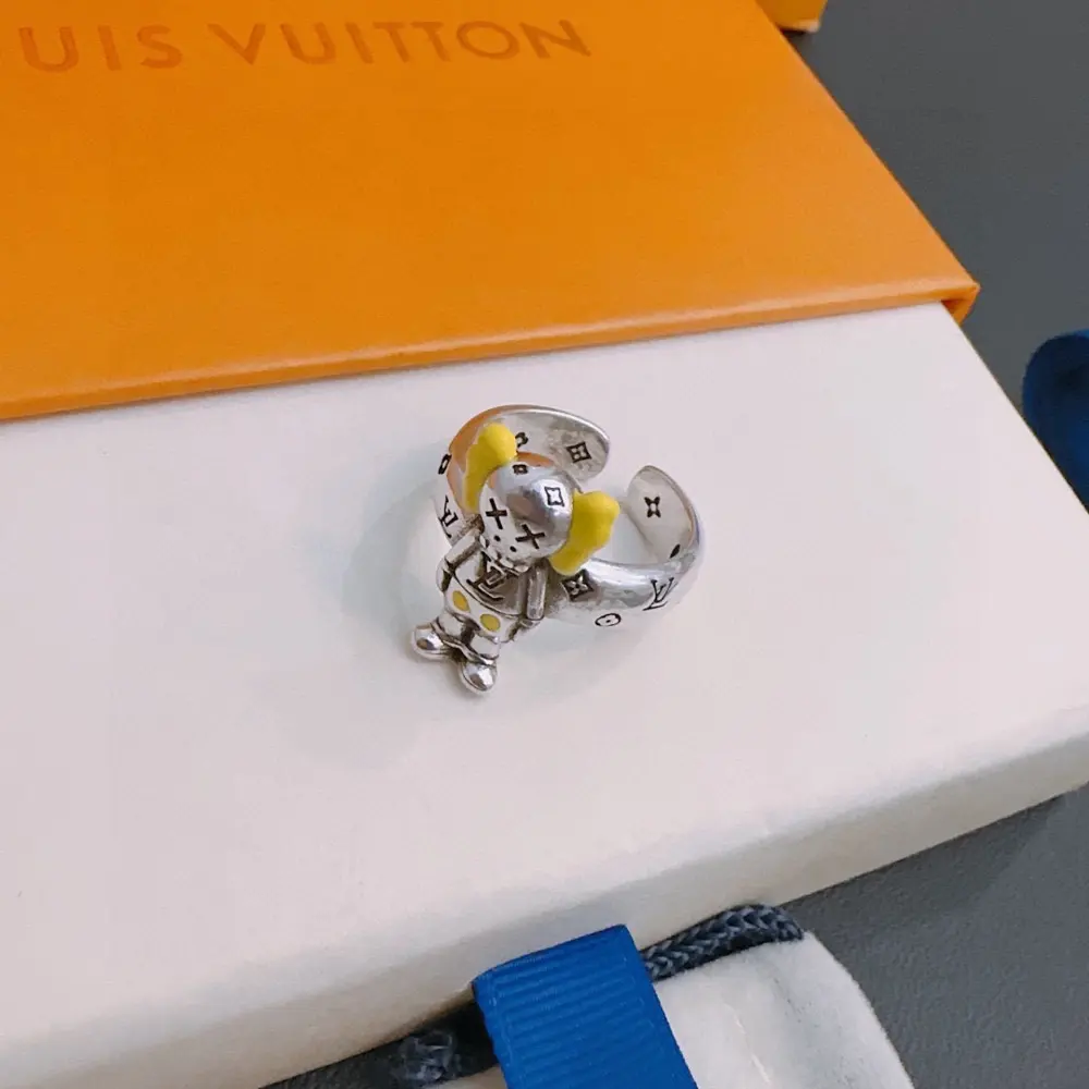Louis Vuitton ring