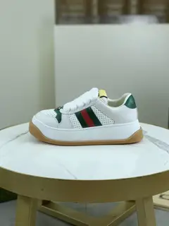 GUCCI low-top sneakers top version