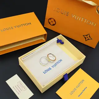 Louis Vuitton silver logo print ring