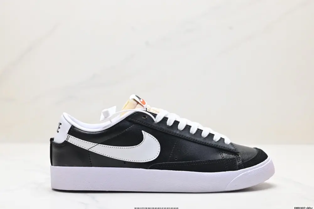 Nike Blazer Mid’77 Sneakers DC4769-101