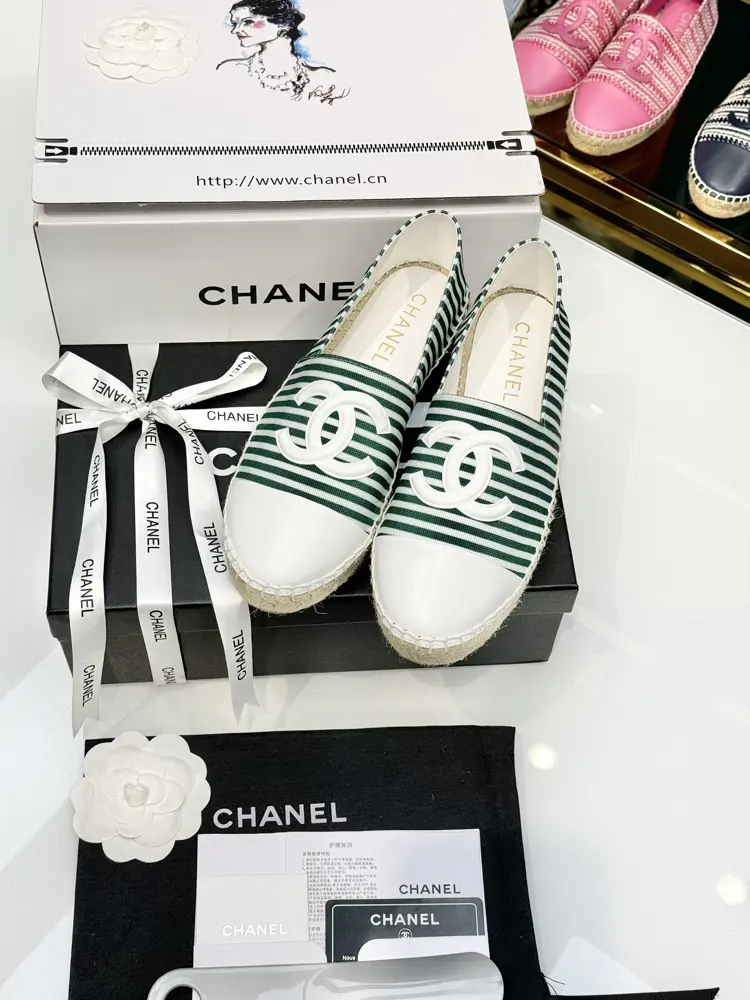 Chanel Navy Style Fisherman Shoes Top Edition The inner lining and foot pads