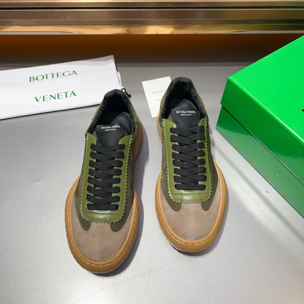 BOTTEGA VENETA fashion classic