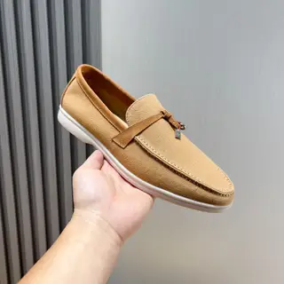 Loro piana couple style-new moccasin shoes. The water-repellent velvet upper is matched