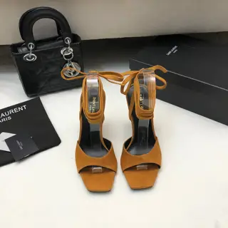 Yves Saint Laurent Heels