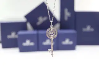 Swarovski Romantic Jumping Crystal Key Necklace