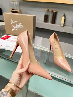 Christian Louboutin red-soled shoes‖ Limited edition worldwide