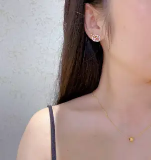 The latest Gucci earrings are of a higher grade