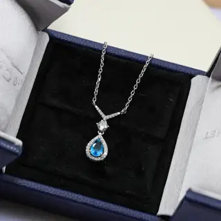 Chaumet Liens teardrop necklace
