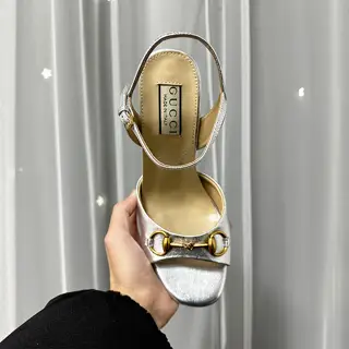 Gucci high-heeled thick-heeled sandals with classic buckle