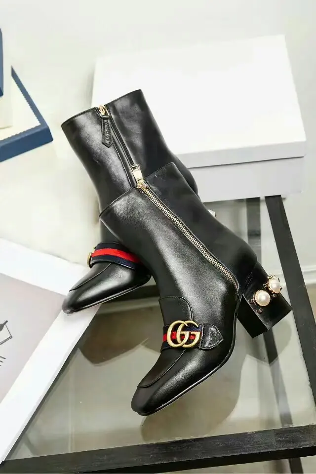 Gucci Milan International Winter Fashion Show Model