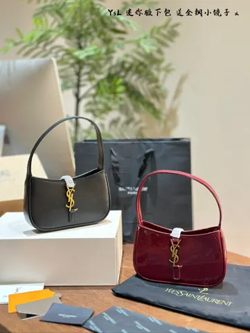 Yves Saint Laurent Hobo