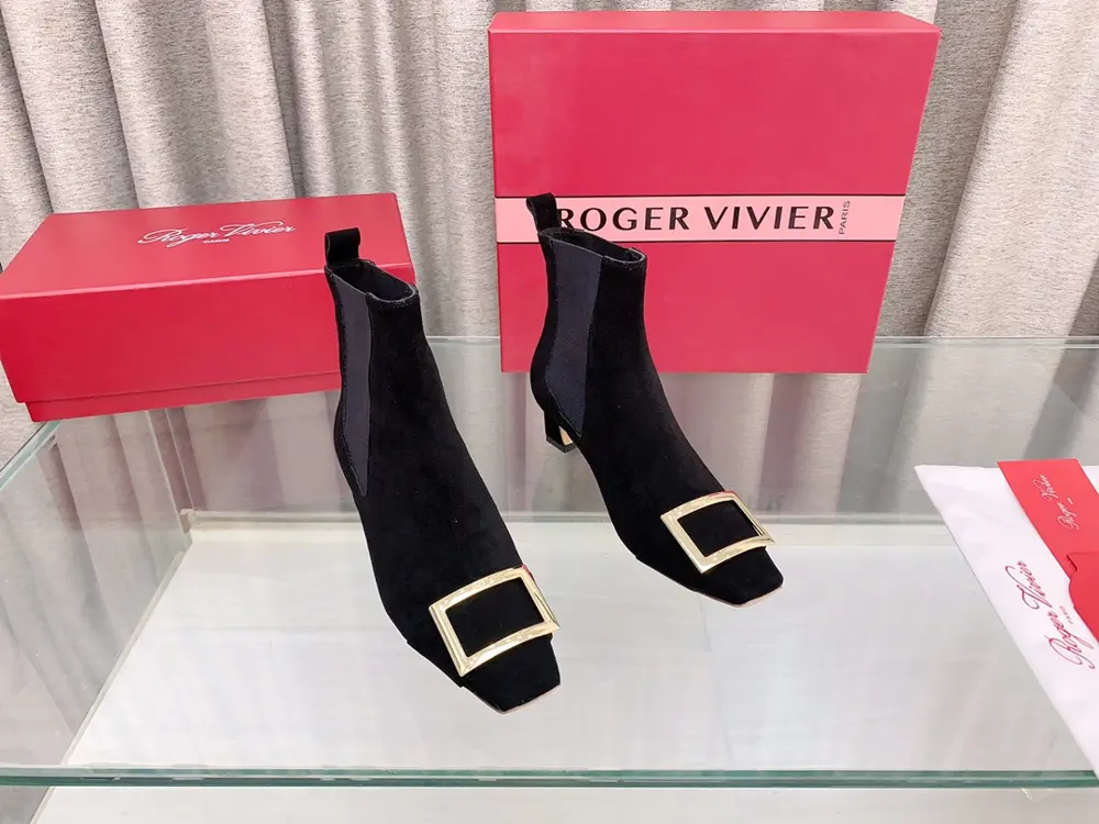 Roger Vivier Classic Square Buckle Horseshoe Heel Short Boots