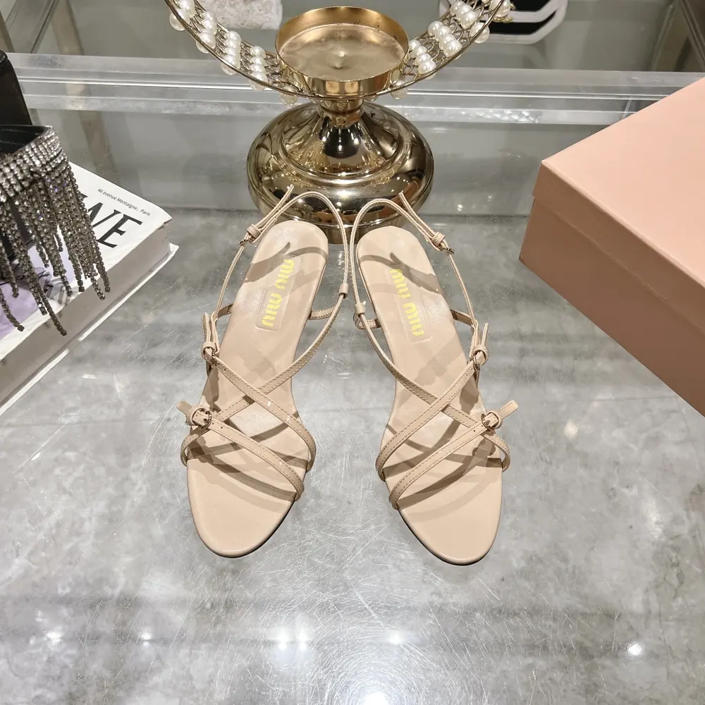 MiuMiu*MiuMiu/25ss Spring/Summer new catwalk style·Kitten heel high-heeled sandals
