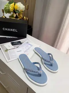 Chanel Denim Chain Flip-flops I am really moved by this shoe when it is first released I