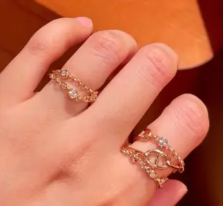Hermès classic high-end pig nose ring The most attractive classic pig nose ring Model: