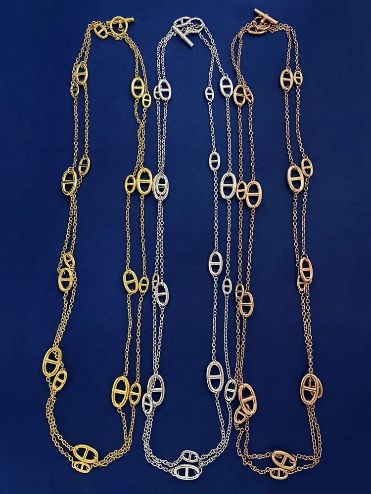 Hermes H’s smooth large and small pig nose necklace sweater chain is in hot demand